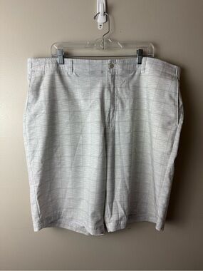 Men's Ben Hogan Light Gray Plaid Golf Shorts Size 44 Activewear Athletic